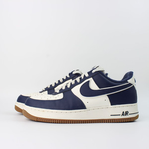 270 나이키 에어포스 1 '07 LV8 미드나잇 네이비 이미지