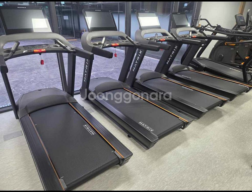 매트릭스 런닝머신 새제품 50프로이상 할인!! 가격!!--0