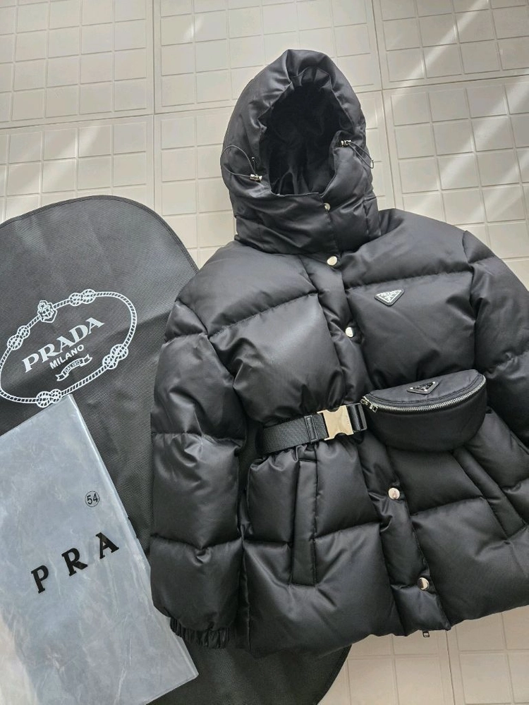 프라다 리나일론 벨트백 패딩 38 이미지