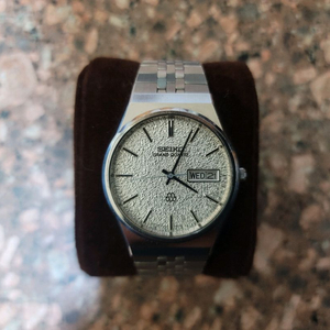 70s 세이코 하이엔드 그랜드 쿼츠 스노우 다이얼 시계