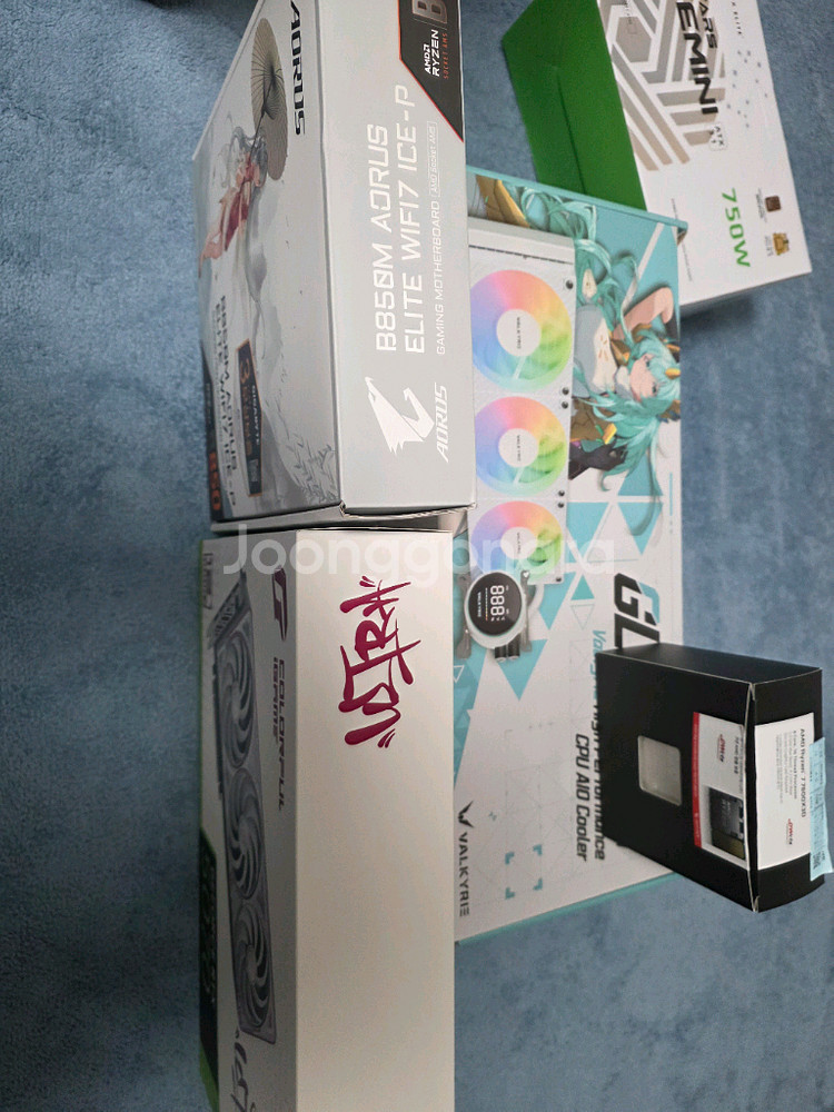 7800x3d 5070 화이트 게이밍 데스크탑 pc 팝니다--2