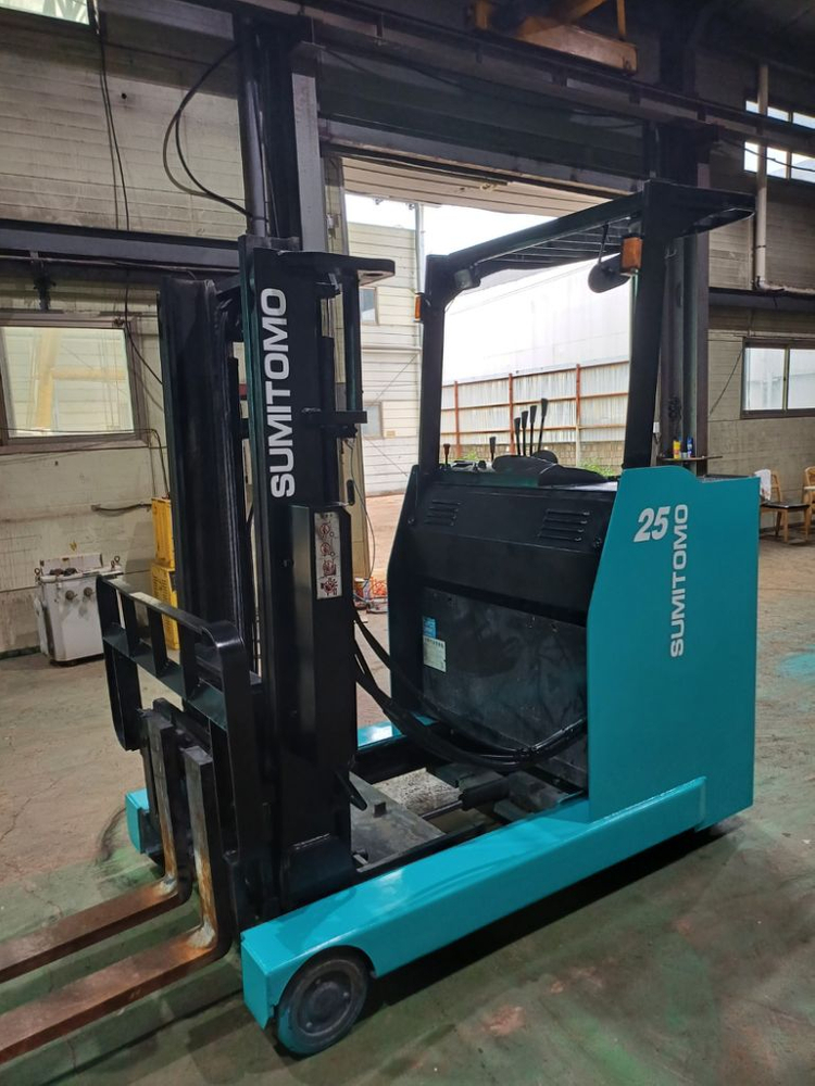 입승식 2.5톤 전기 지게차--1