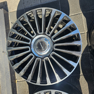 카니발 펠리세이드 소렌토 만소리 스타일 22인치 중고휠