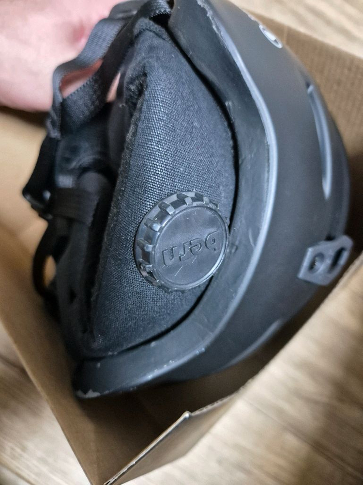 번 (bern) 주니어 스노우보드/스키 헬멧 이미지