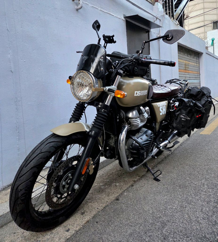 로얄엔필드 인터셉터 650 21년식 풀튜닝,구변완료--1