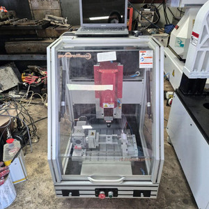 소형 CNC 조각기 이미지