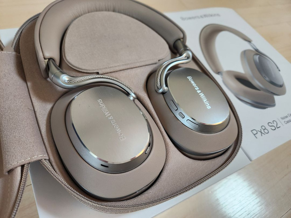 B&W PX8 S2 헤드폰 판매합니다.--1