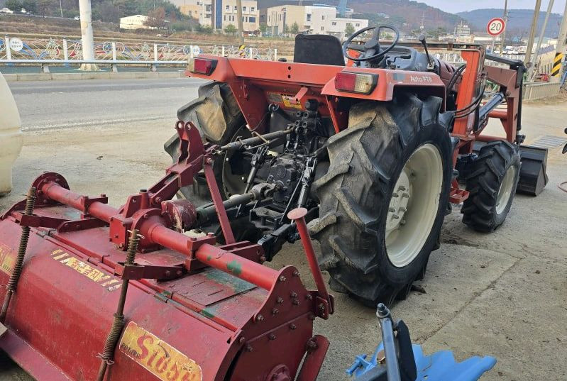 대동 D400 트렉터 2008--1