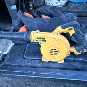 DCE100 디월트 송풍기 이미지