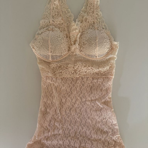 레이스 나시 브라탑