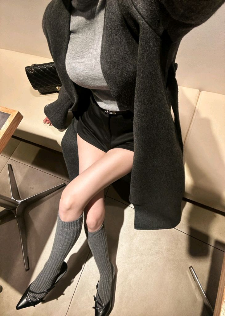 (새상품)온 버클 기모 숏 팬츠 2color 수입의류--3