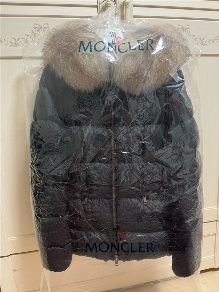 몽클레어 폭스퍼 보에드 블랙 1사이즈 이미지