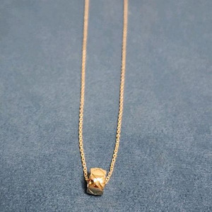 18k 옐로골드 색상 크러쉬 네크리스