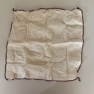 아이보리색 보자기