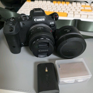 캐논 EOS R7 미러리스 카메라 렌즈 2개 포함 판매합니다 이미지
