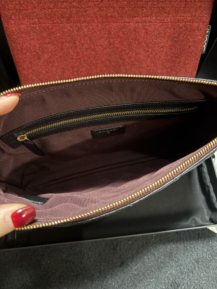 샤넬 클래식 클러치 뉴미듐--2