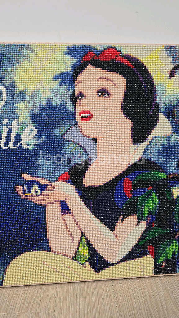 백설공주 보석 십자수 액자--2