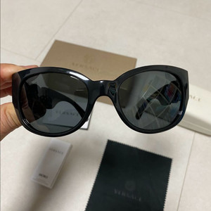 베르사체 선글라스(VE4265) 이미지