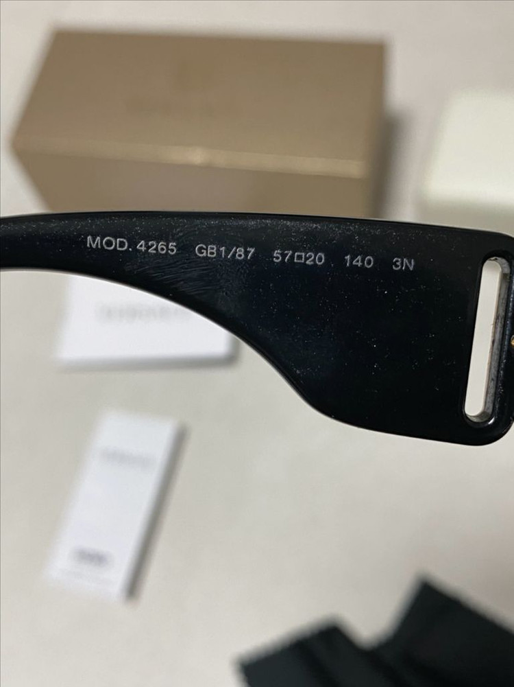 베르사체 선글라스(VE4265) 이미지