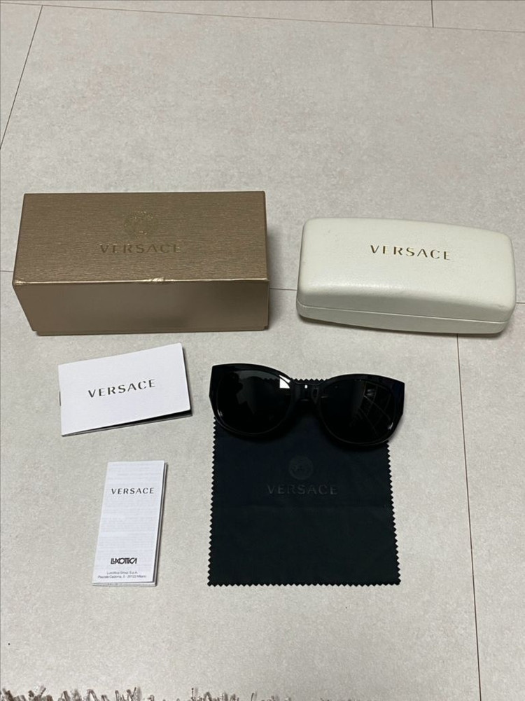 베르사체 선글라스(VE4265) 이미지