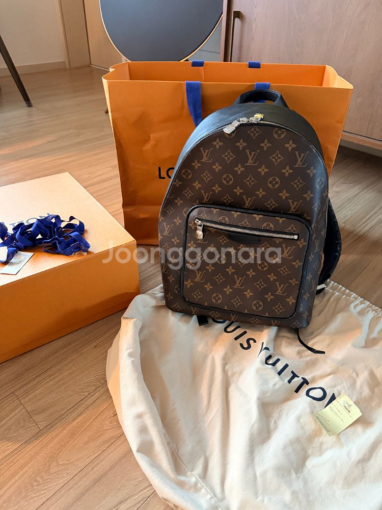 루이비통 조쉬백팩153만착불(상태매우좋음) LOUIS VUITTON--0