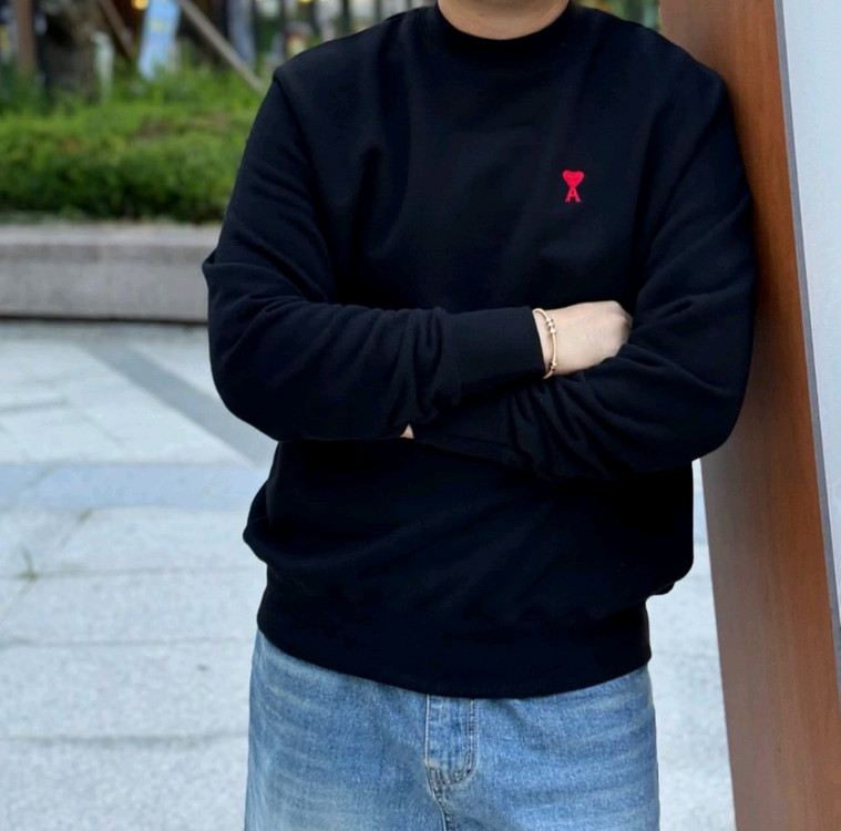 새상품 아미 AMI 맨투맨 스워트 셔츠 이미지