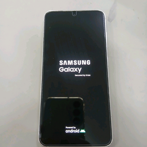 갤럭시S23 5G 256GB 크림색 단말기 입니다.