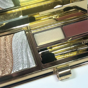 한정템. 미사용새제품)디올 그랜드발:2아이컬러+2립컬러+아이라이너