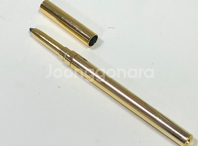 한정템. 미사용새제품)디올 그랜드발:2아이컬러+2립컬러+아이라이너--3