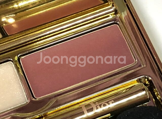 한정템. 미사용새제품)디올 그랜드발:2아이컬러+2립컬러+아이라이너--7