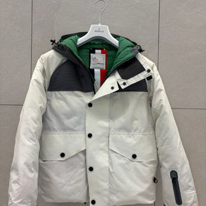 (정품) 몽클레어 그레노블 스키 패딩 화이트 이미지