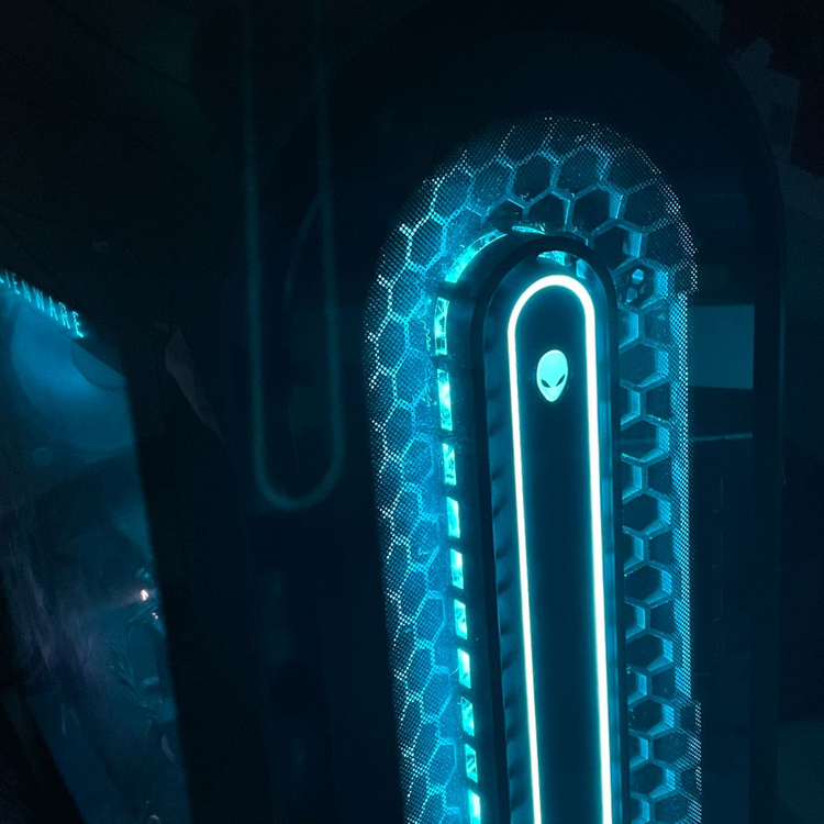 델 에일리언웨어 오로라 R13 i9 데스크탑 본체 컴퓨터 이미지