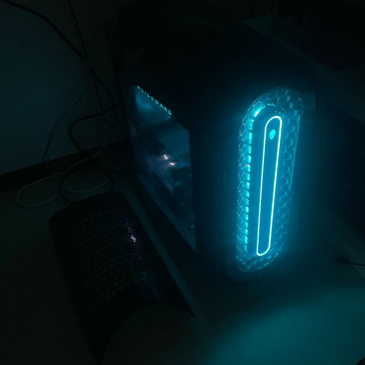 델 에일리언웨어 오로라 R13 i9 데스크탑 본체 컴퓨터 이미지