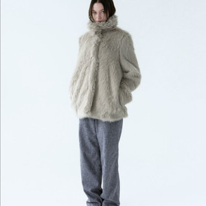 hwi 휘 포그 퍼자켓 라이트그레이 FOG FUR JACKET