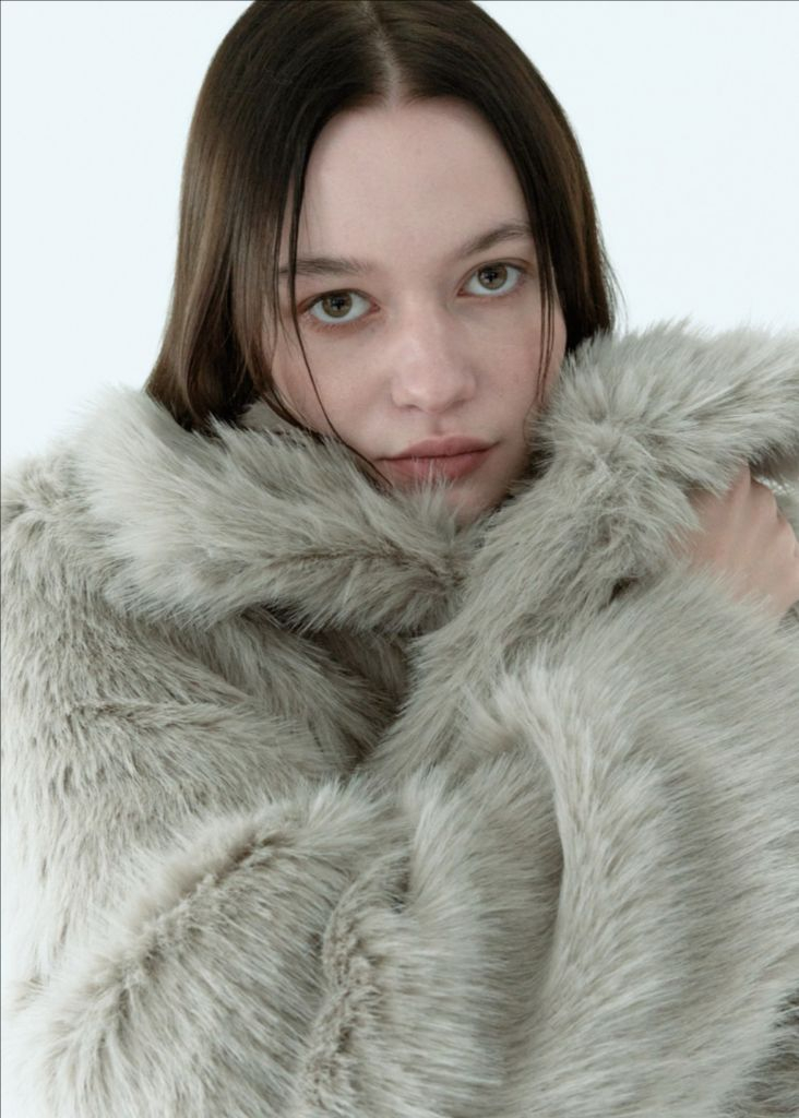 hwi 휘 포그 퍼자켓 라이트그레이 FOG FUR JACKET--1