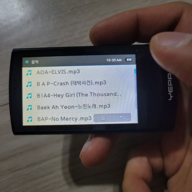 삼성 YEPP YP-R1 16기가 MP3 부품용 이미지