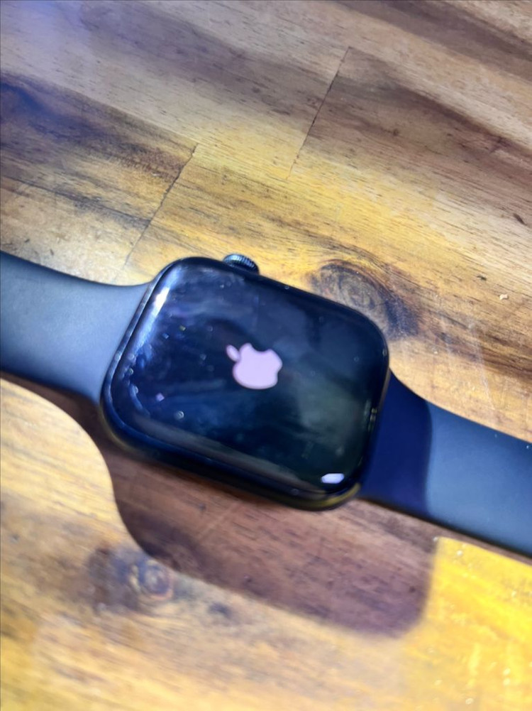 애플워치 7 45mm 이미지