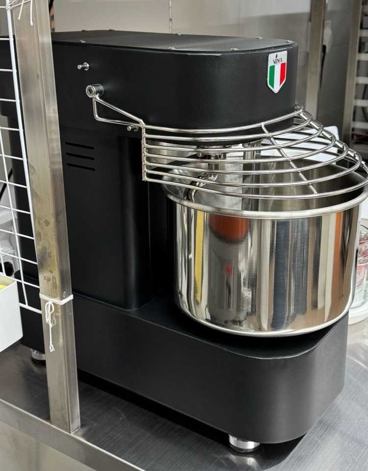 베닉스 스파이럴 믹서 탁상형--1