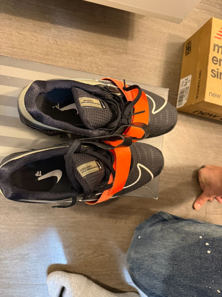 나이키 역도화 이미지