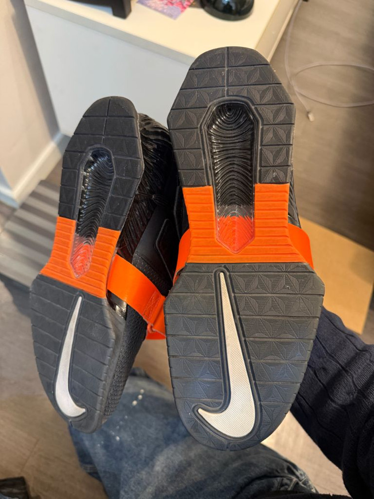 나이키 역도화 이미지