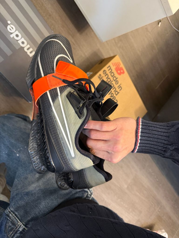 나이키 역도화 이미지