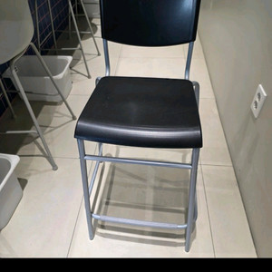 이케아 바의자 2개
