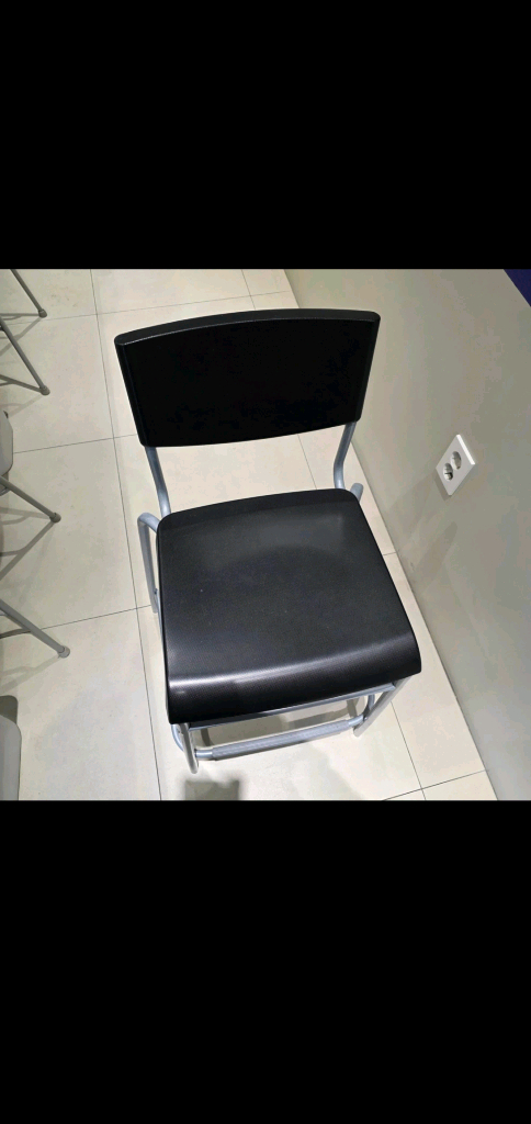 이케아 바의자 2개--1