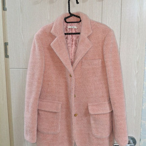 WE ARE 핑크 부클 자켓,인디핑크,베이비핑크,반코트,핑크울자켓,웨이브 핑크 니트 자켓