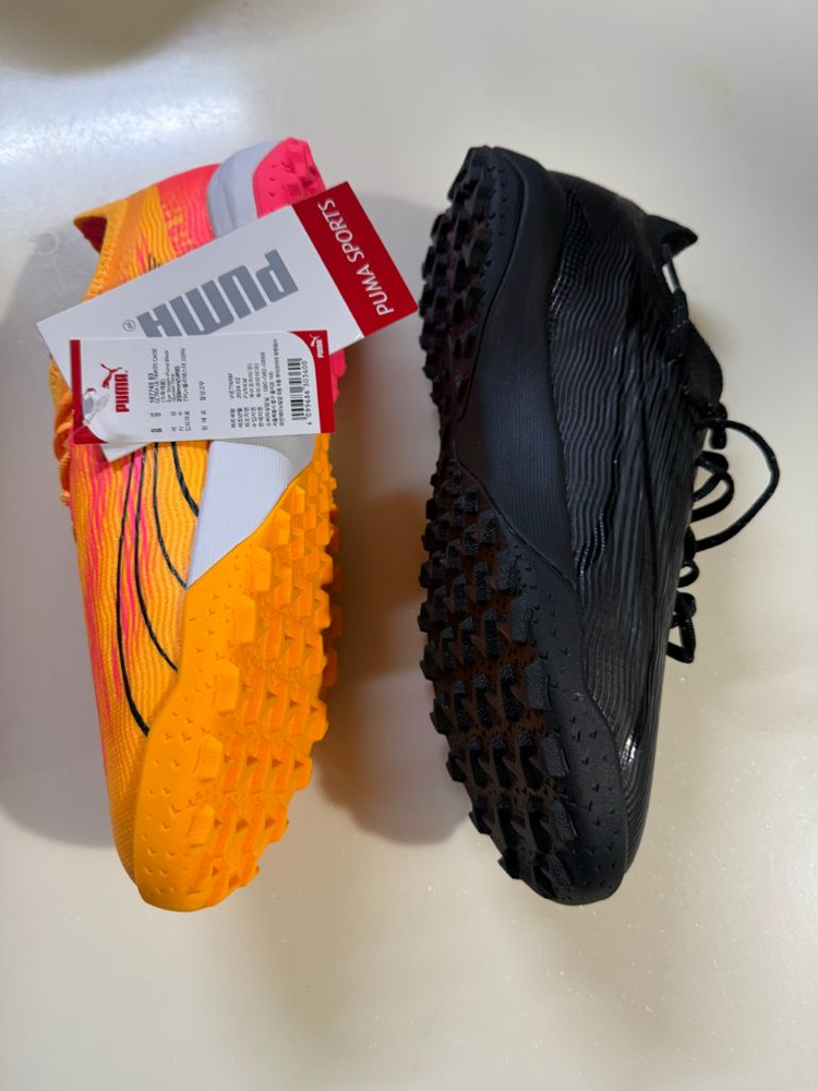 푸마 울트라 얼티메이트 풋살화 TF 250mm 트릭스 새상품--2