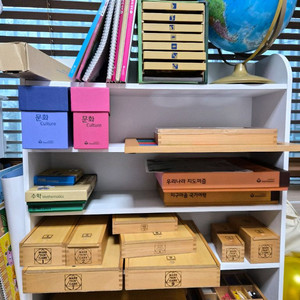 몬테소리 가베, 빅몬테소리, 지구본. 원목 책상, 교구장 세트 이미지