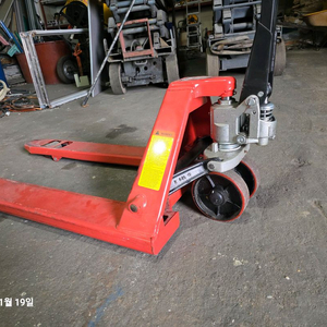 유압식 수동 지게차 이미지