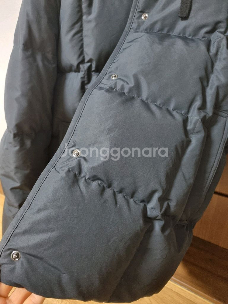 빈폴 레이디스 여성 구스다운 패딩 블랙 팝니다--4