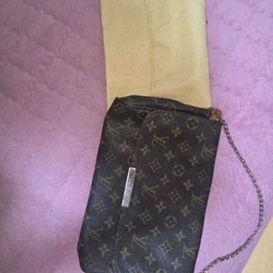 루이비통 클런치백