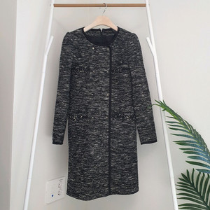 모조에스핀 블랙 트위드원피스